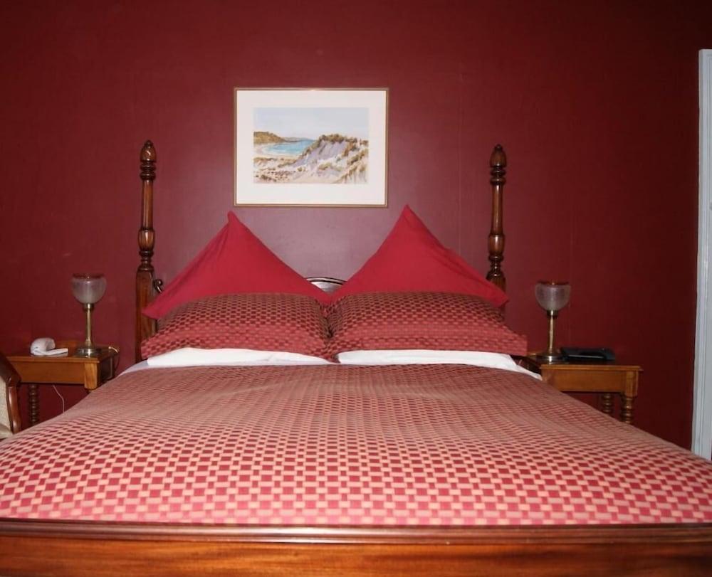 Guest house Meredith House Swansea